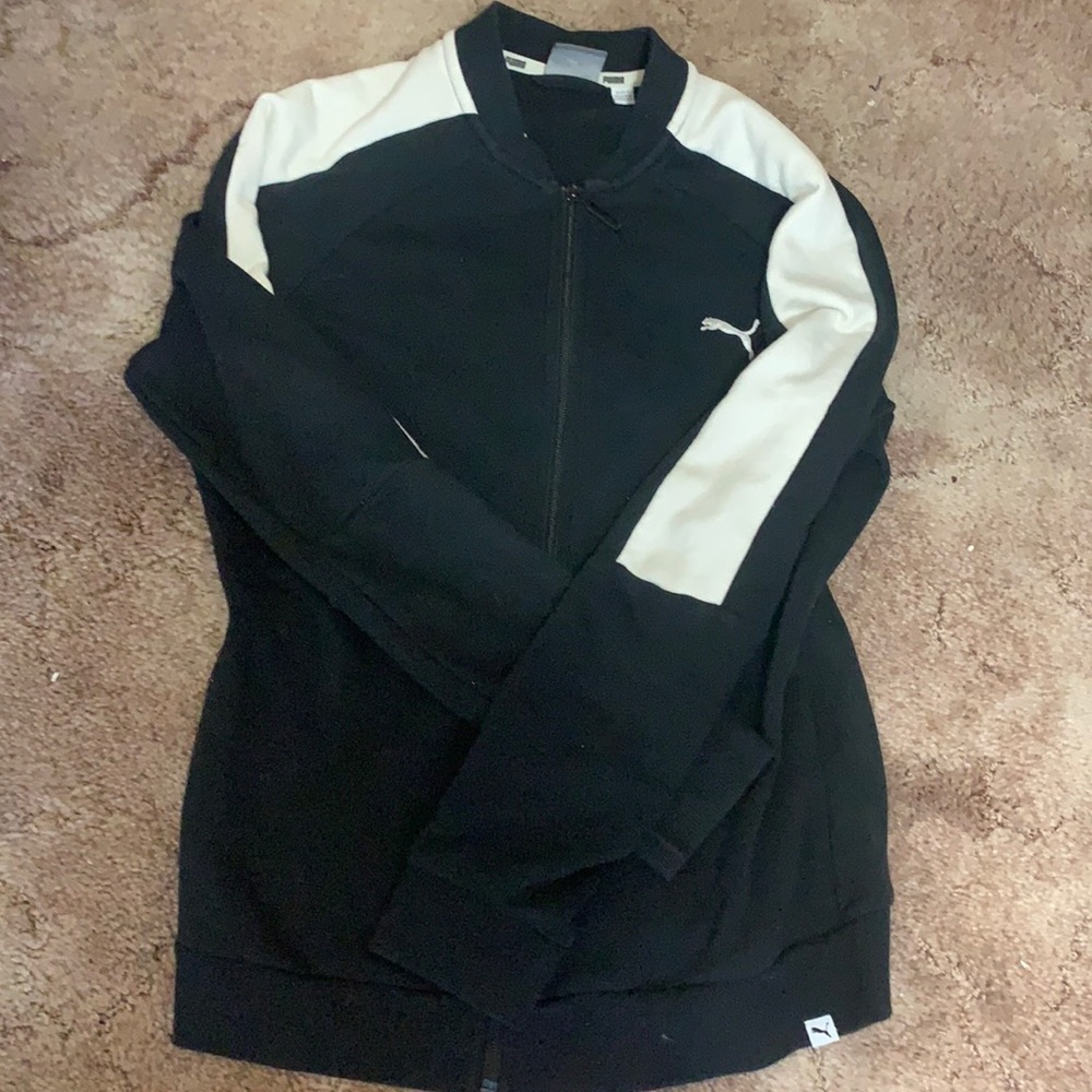 Women’s puma tracksuit set